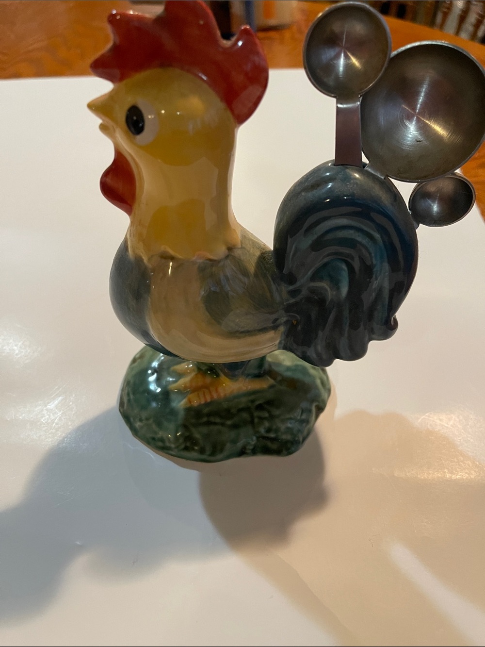 Vintage-Ceramic Rooster Figurine with Measuring Spoons - Multicolor